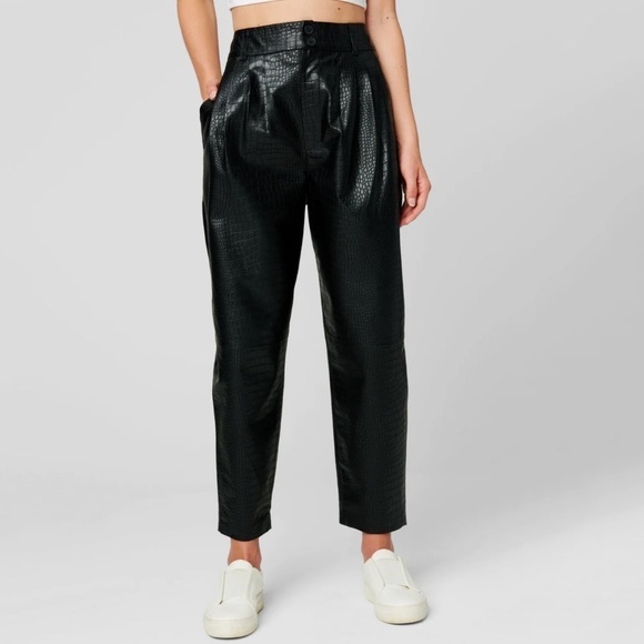 NWT Blank NYC Stay Real Faux Leather Pleated Straight Leg Croc Pants Black - Picture 1 of 8